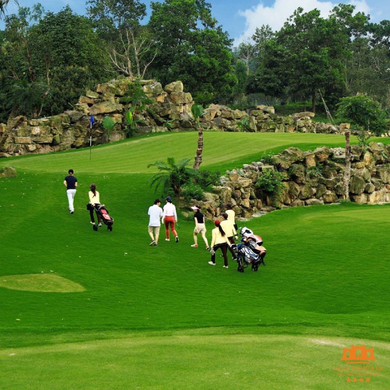Asean Golf 18 hố