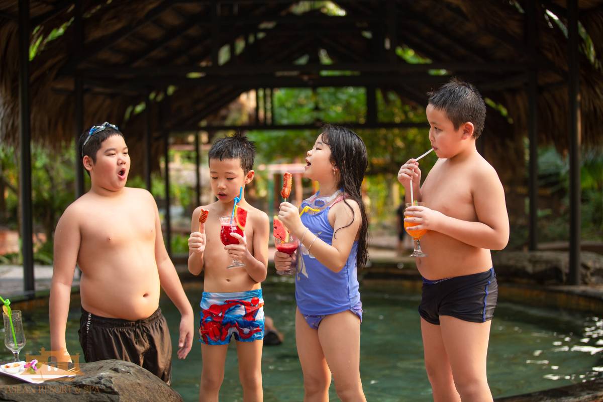 bể bơi vô cực ở hà nội