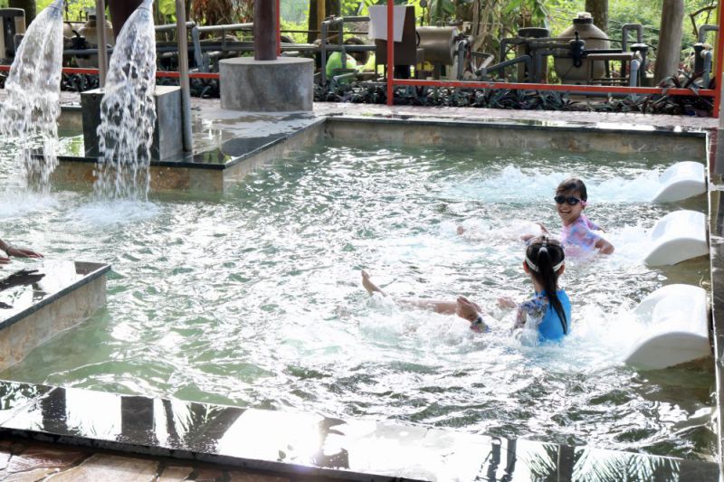 bể tắm sục massage có tốt không