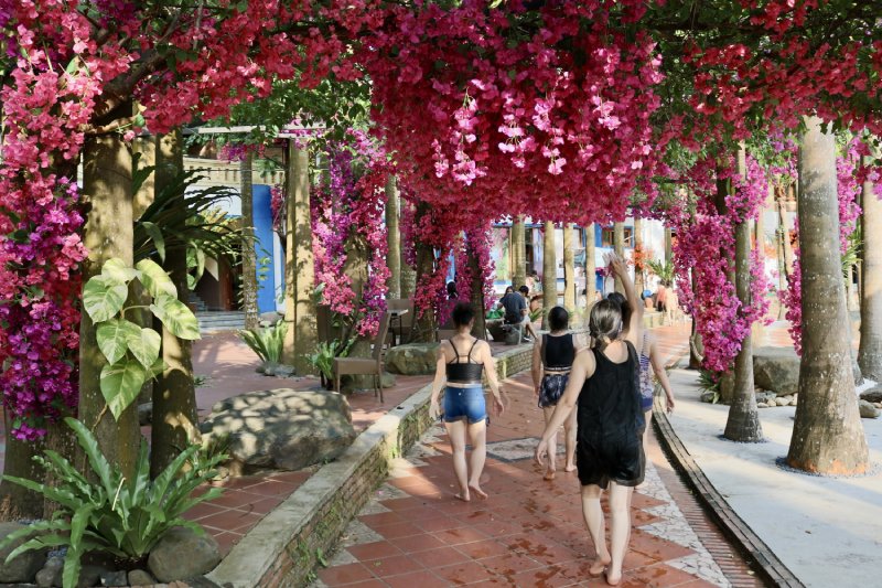 Resort tắm khoáng nóng cao cấp