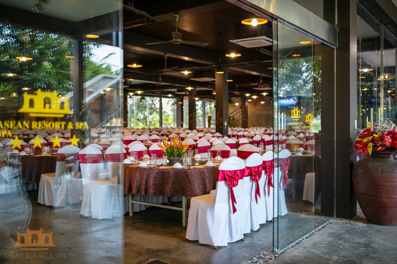 tiệc tổng kết cuối năm là gì